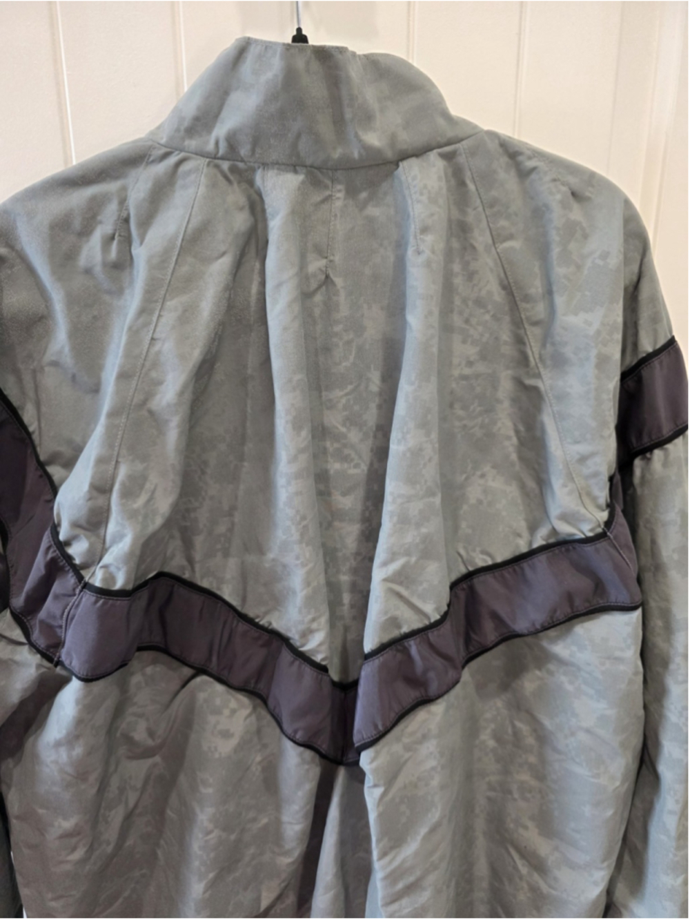 US Army IPFU Physical Training Jacket Reflective Windbreaker L /Long Streetwear - Picture 10 of 12